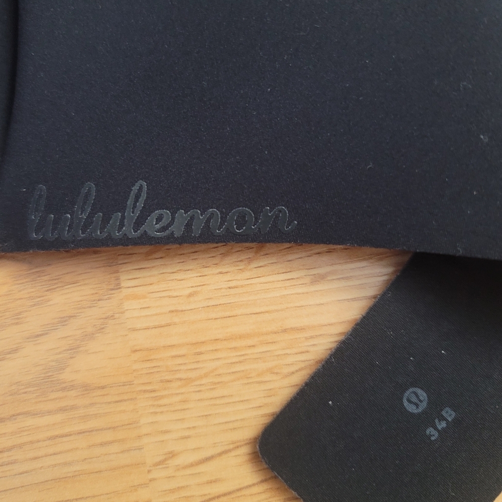 lululemon athletica Black Bra - Picture 6 of 6